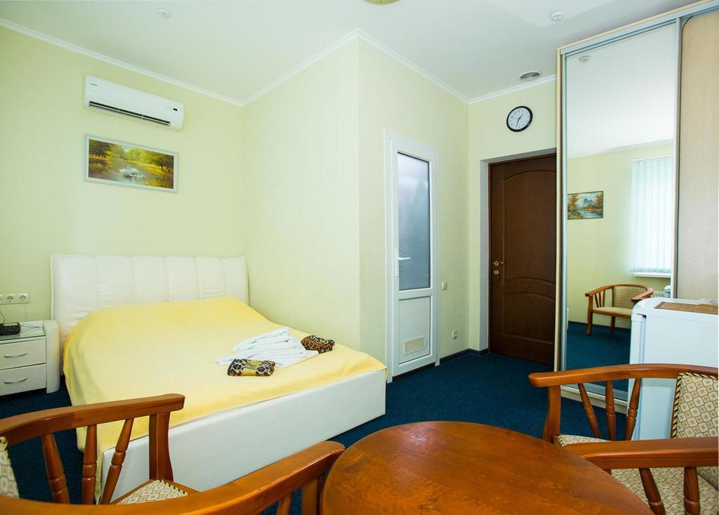 Oasis Hotel Odessa Esterno foto