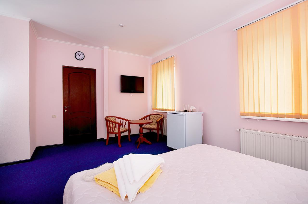 Oasis Hotel Odessa Esterno foto